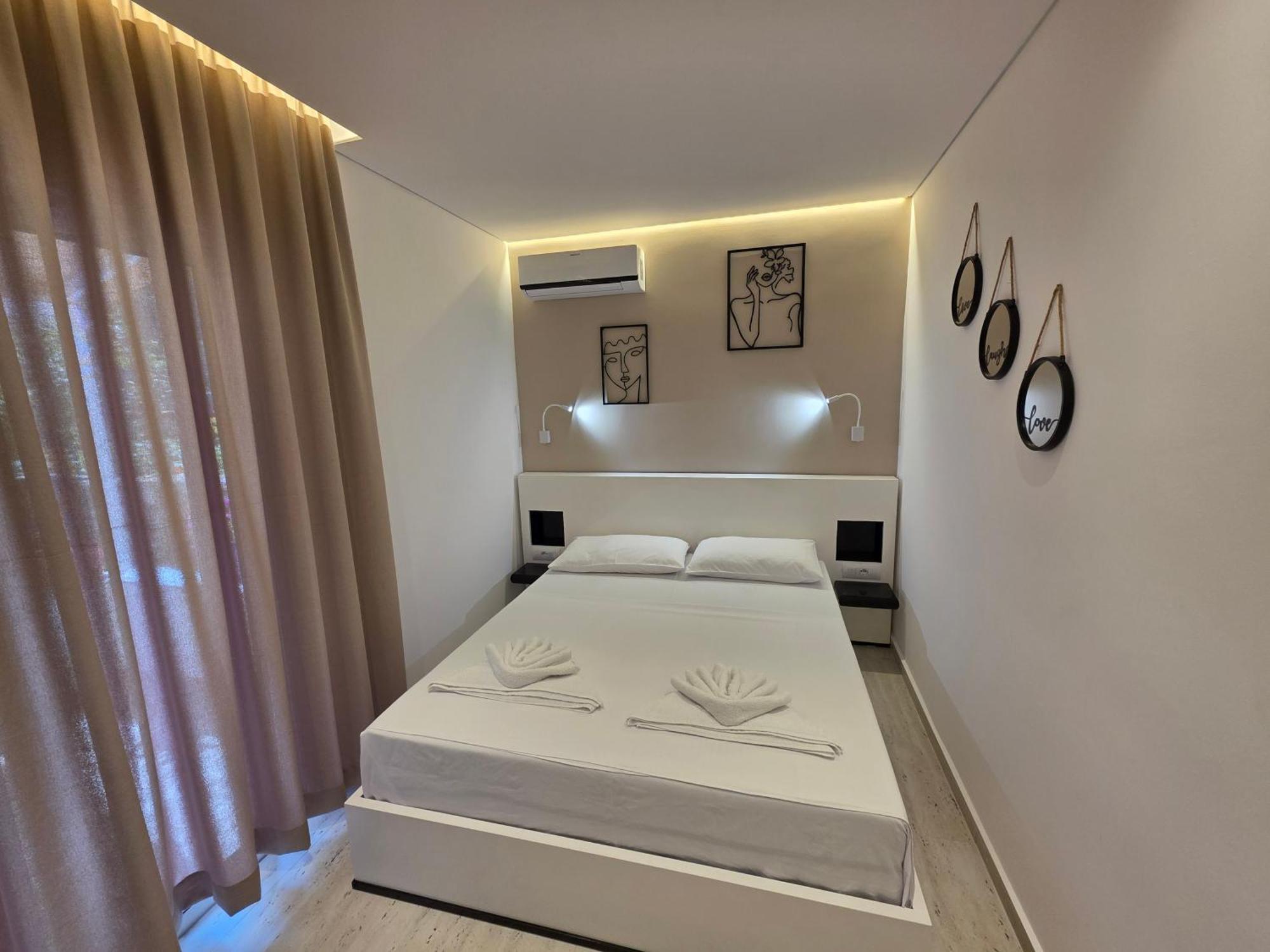 Guesthouse Veliaj Ksamil Dış mekan fotoğraf